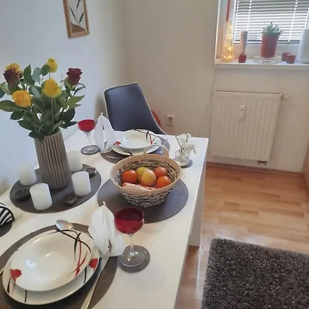 Pekny Na Kratkodoby Prenajom V Nitre Appartamento *
